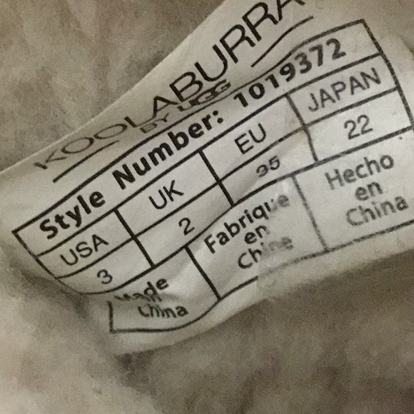 Koolaburra by UggGirl’s Pink Suede Boots. Ribbons, Good Soles Size 3. - Picture 4 of 7